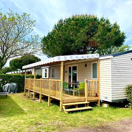 Mobil Home Excellence 6 Personnes Au Camping Mer Et Soleil, Saint George D'Oleron Les Sables Vignier Экстерьер фото